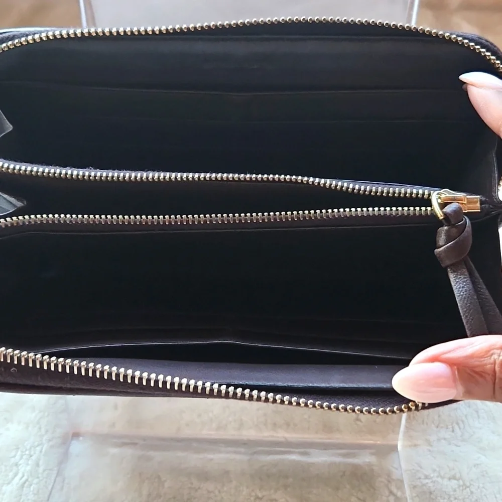 Bottega Veneta Elegant Dark Brown Woven Leather Wallet - Picture 5 of 5